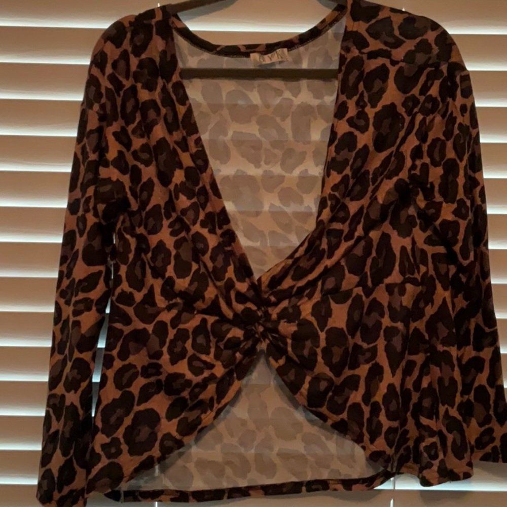 GYK Leopard Print Long-sleeve Blouse (Large)